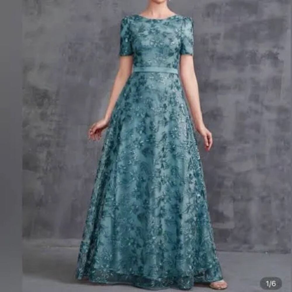 NWOT Elegant Teal Floral Lace A-Line Evening PROM Dress SMALL